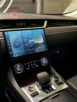 جاگوار F-Pace